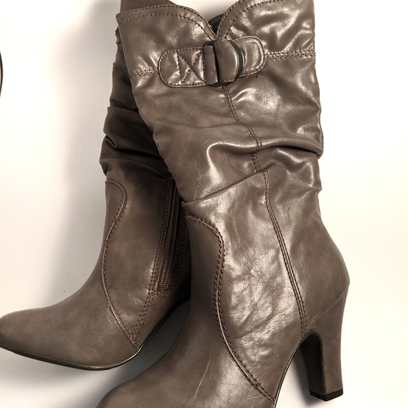 Nadara Sprint Gray Heeled Boots Size 6M - Picture 3 of 4